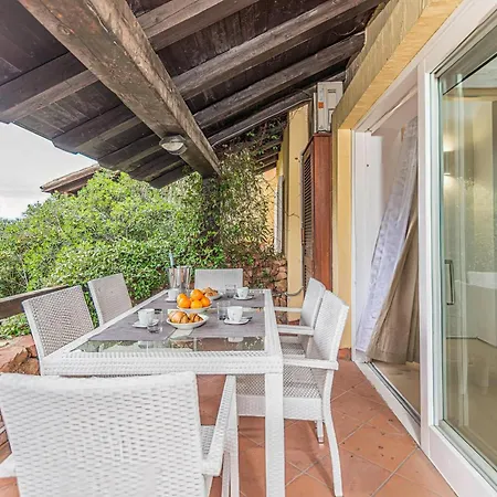 Rotondo Dream With Shared Pool - Happy Apartment