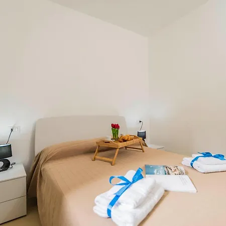 Rotondo Dream With Shared Pool * 포르투로톤도